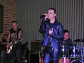 Cristi Enache, solistul trupei.