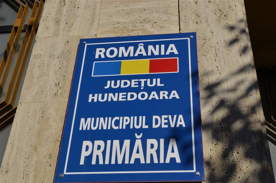 Deva: Întârzieri în eliberarea certificatelor de urbanism pe fondul indisponibilității serviciilor OCPI Hunedoara