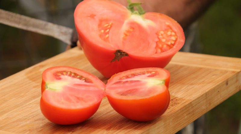 Suspiciuni de reetichetare a legumelor și fructelor importate din Turcia ca produse românești