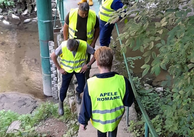 Petrila, amendată cu 40.000 de lei. Două lucrări, fără actele necesare
