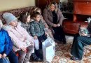 DAS Deva: Bunicii singuri de sărbători au fost colindați de copiii de la Grădinița PP7 Deva