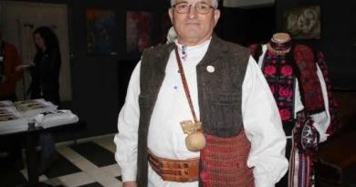 Iarnă grea, cu troiene. Lecții de trai de la meșterul pădurenilor