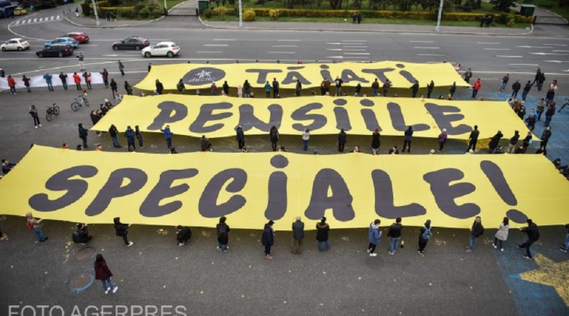 RETROSPECTIVĂ ROMANȚATĂ. Săptămâna în cinci minute de lectură