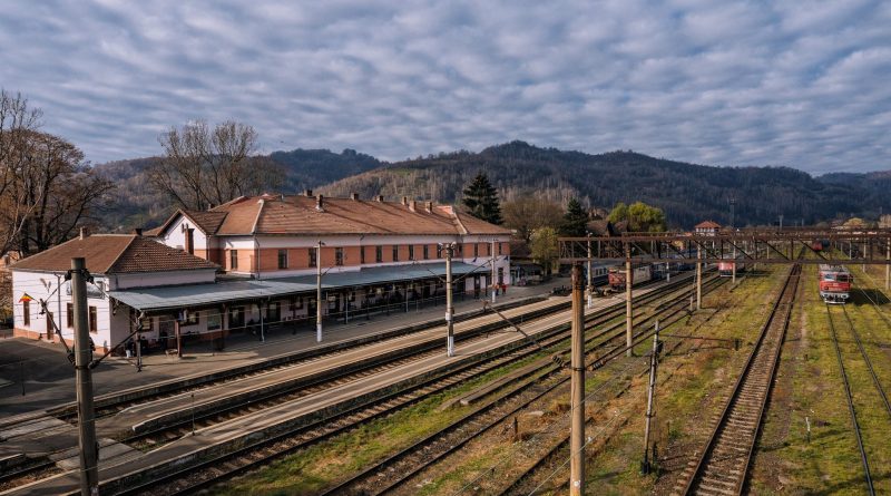 Gara Petroșani, transformată în spațiu cultural la 150 de ani de la nașterea lui Constantin Brâncuși