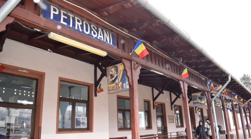 GARA PETROȘANI – OMAGIU BRÂNCUȘI