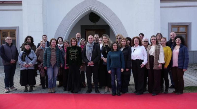 Dialog despre patrimoniul cultural imaterial și valorificarea acestuia prin turism, la Castelul Nopcsa