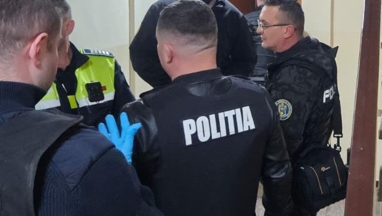 Înșelăciune de 90.000 de euro la Hațeg în urma unei false tranzacții cu monede de aur