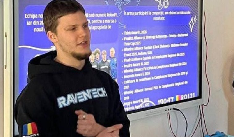 TÂNĂR DIN HUNEDOARA VA REPREZENTA ROMÂNIA