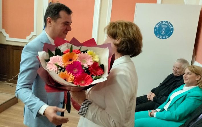 Deva onorează excelența în gimnastică prin acordarea titlului de Cetățean de onoare