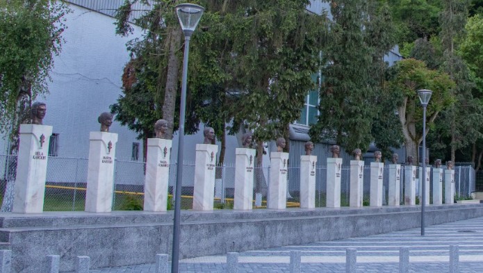 Sandra Izbașa, Cătălina Ponor și Nicolae Forminte vor avea busturi la Deva