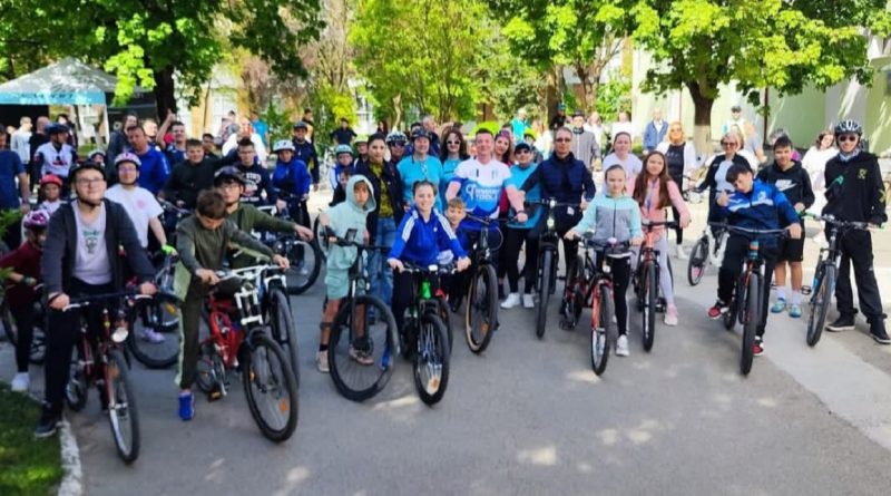 EDUCAȚIE PE… BICICLETĂ