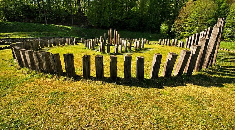 Licitație de peste un milion de lei pentru salvarea Turnului Pentagonal de la Sarmizegetusa Regia