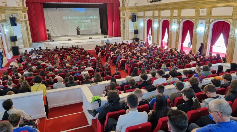 OLIMPIADA NAȚIONALĂ DE GEOGRAFIE, LA HUNEDOARA