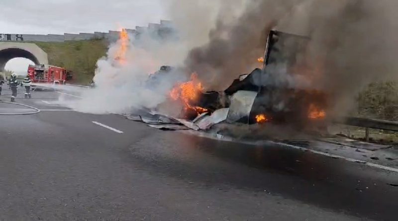 INCENDIU PE AUTOSTRADĂ