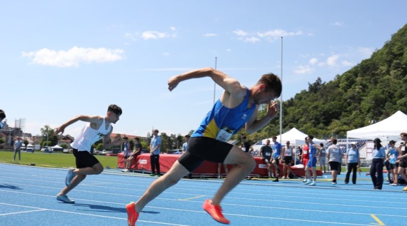 Campionatele Naționale de Atletism au readus viața pe stadionul din Deva. Sportul poate transforma comunități și destine (Galerie foto)