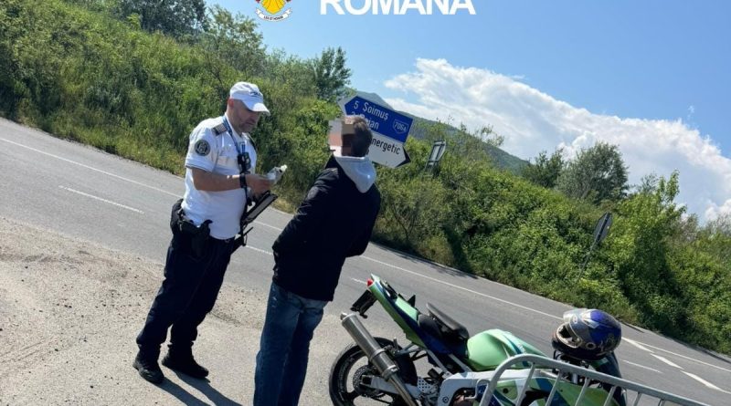 Șapte accidente cu motocicliști în județul Hunedoara de la începutul anului. Un bărbat fără permis, prins pe un moped neînmatriculat