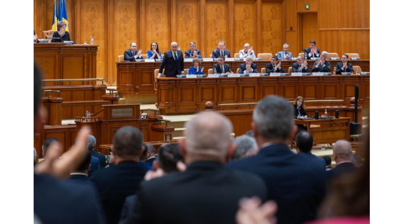 Căderea guvernului României slăbește „zidul de protecție” al Europei împotriva extremei drepte, arată Financial Times