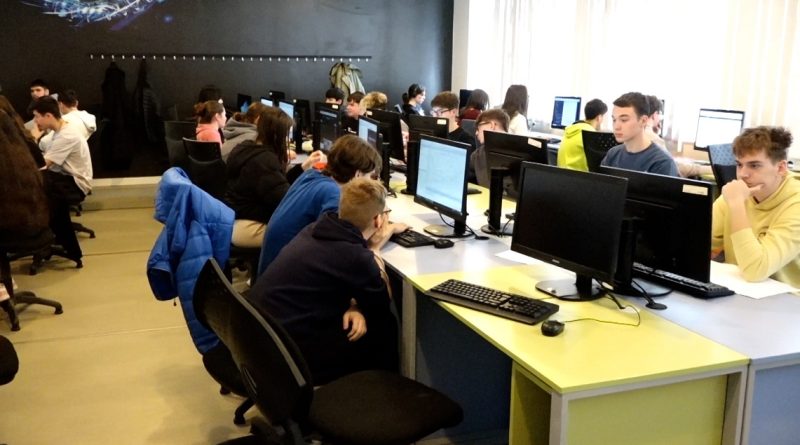 INFOEDUCAȚIE LA BRAD