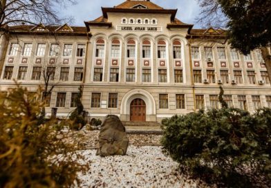 Viitorul tehnologiei se scrie la Brad. Pregătiri pentru etapa județeană InfoEducație 2026