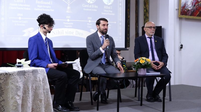 PRINCIPELE NICOLAE ȘI ELEVII