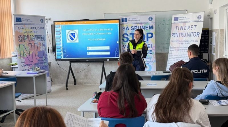 Primăria Municipiului Deva susține educația preventivă: activitate de informare privind riscurile consumului de droguri, desfășurată la Colegiul Tehnic „Transilvania”