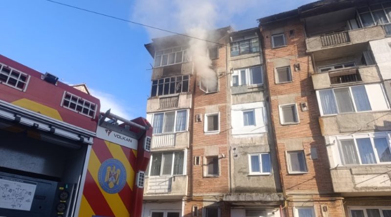 Incendii, accidente și misiuni de salvare. 169 de intervenții ale pompierilor hunedoreni în weekendul trecut