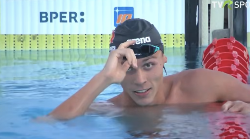 David Popovici stabilește cel mai bun timp mondial al sezonului și cucerește două medalii de aur