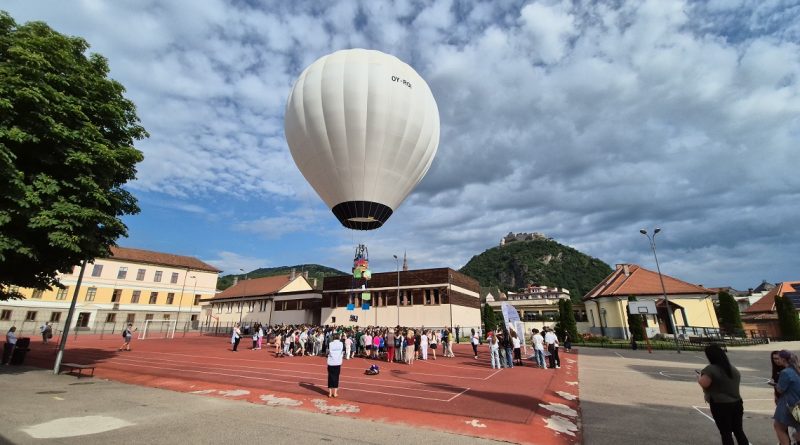 CU BALONUL LA DECEBAL
