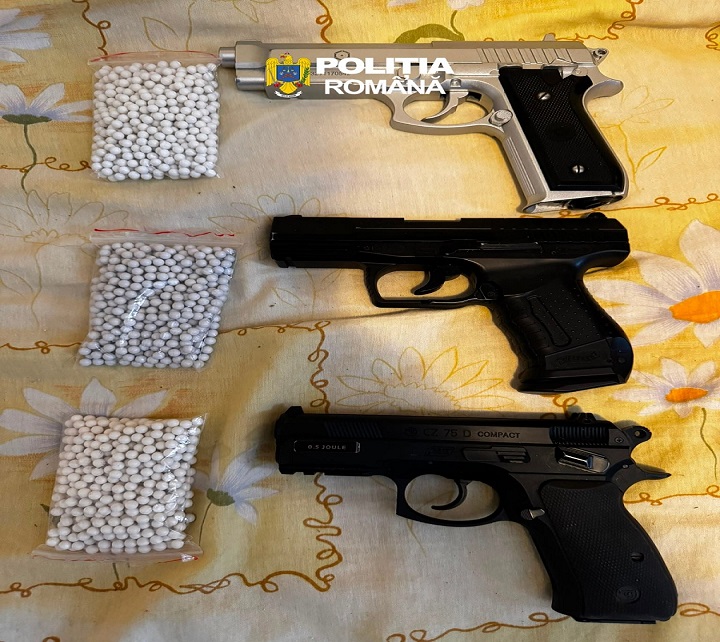 15 PERCHEZIȚII DOMICILIARE