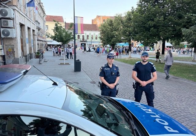 Alcool la volan, viteză și un briceag. Ce au descoperit polițiștii și jandarmii hunedoreni în weekend