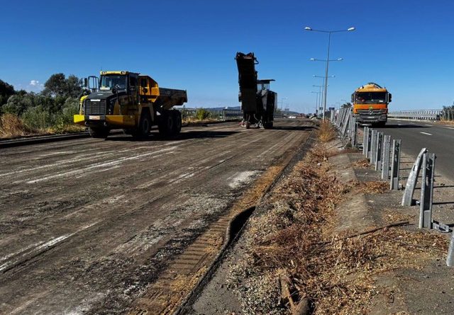 Autostrada A1 Margina – Holdea prinde contur. A început turnarea asfaltului pe primii kilometri