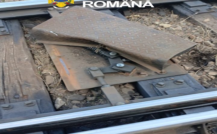 PERICOL PE CALEA FERATĂ PERICOL PE CALEA FERATĂ