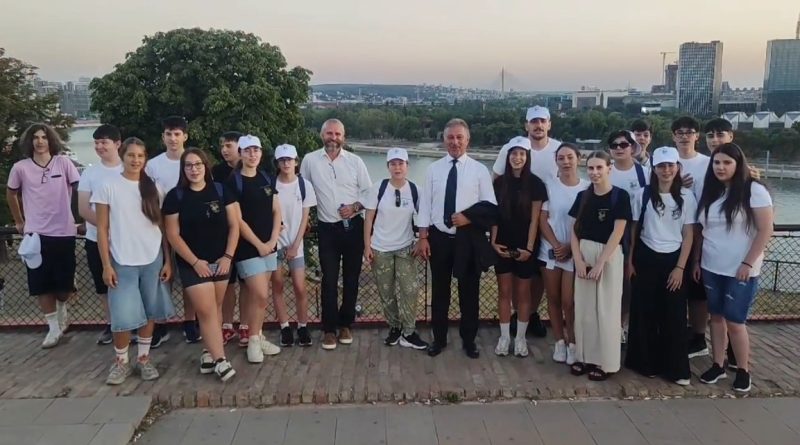 COPII HUNEDOAREI, LA BELGRAD Pe urmele eroului care a schimbat istoria Europei COPII HUNEDOAREI, LA BELGRAD Pe urmele eroului care a schimbat istoria Europei
