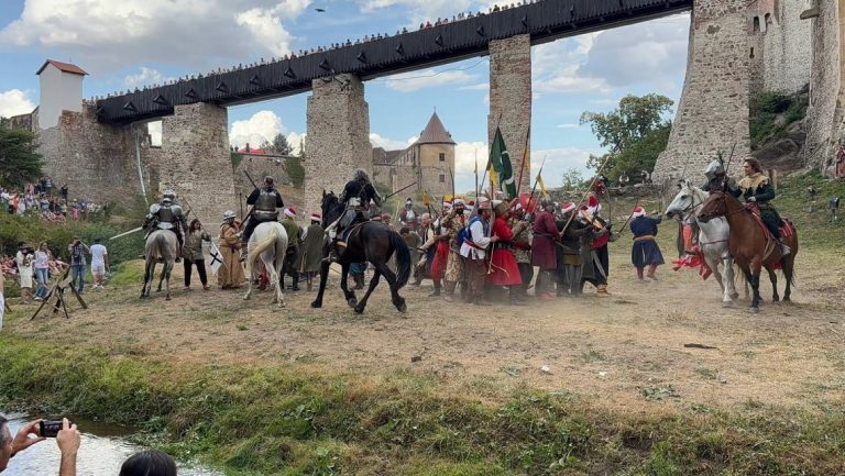 FESTIVALUL MEDIEVAL „IOAN DE HUNEDOARA”