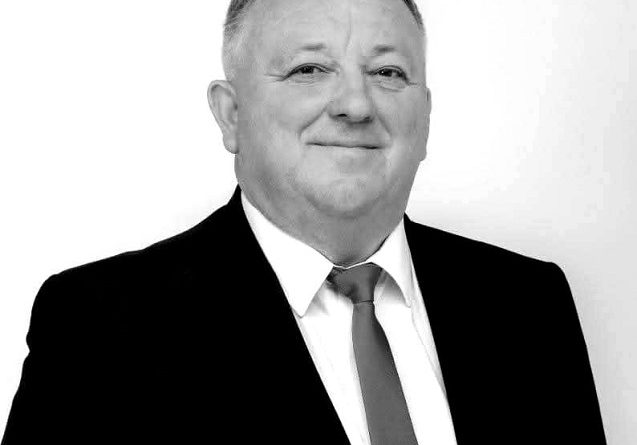Tragedie la Băița. Primarul Damian Diniș a murit după ce un tractor s-a răsturnat peste el
